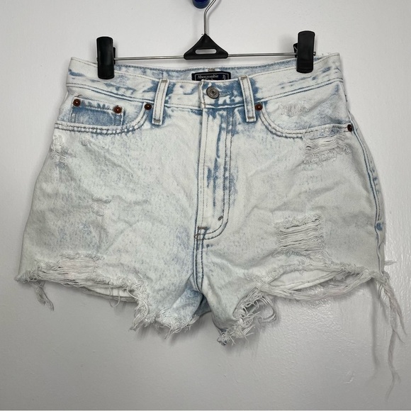 Abercrombie & Fitch Annie High Rise Distressed Short size 25 - Picture 1 of 4